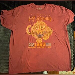 Def Leppard Pyromania Tour Tee - Maroon